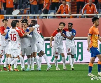 皇冠体育在线-亚冠赛程吃紧；山东男篮赛前外线爆发；悬念犹存；阵容厚度经受考验的简单介绍